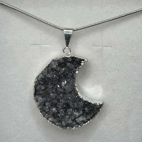 Silver Plated Druzy Amethyst Crescent Moon Pendant Necklace on Snake Chain - Picture 6 of 6